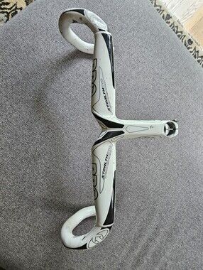 White Stealth Evo Drop Handlebar with Black Accents